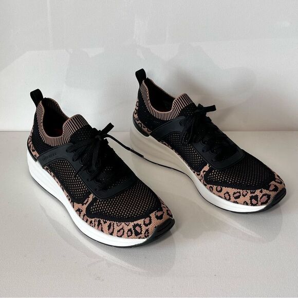 Skechers Billion Cat Cruisers Washable Knit Lace-Up Sneakers - Picture 4 of 7